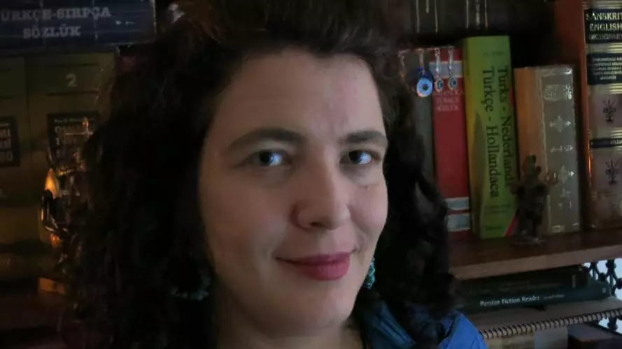 Dr Maya Petrovich